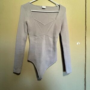 Abercrombie & Fitch Light Gray Ribbed Long-Sleeve Bodysuit